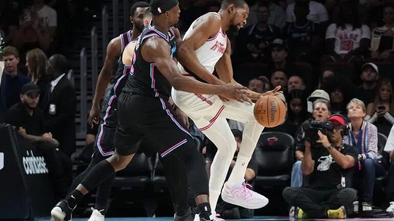 开云体育下载-火箭输给热：乌度卡又输斯波教练