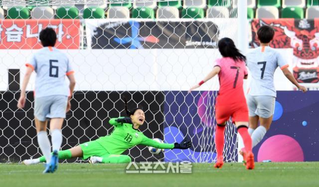 马德兴：​女足被打上贾氏烙印 可以预定东京机票了